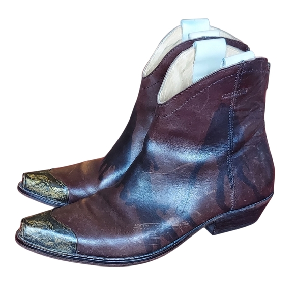 Free People Lost Trails Brown Leather Western Boots with Antique Brass Toe Caps - Picture 16 of 16